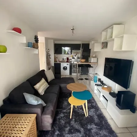 Appartement Entier T2 Climatisé, Parking Gratuit, Jardin, Sanary-sur-Mer