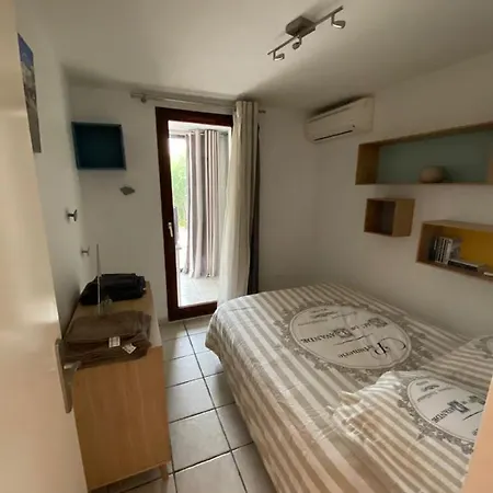 Entier T2 Climatise, Parking Gratuit, Jardin, A 2min A Pied Apartment